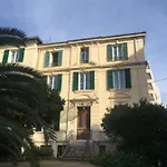 Pavillon Geneve Канны
