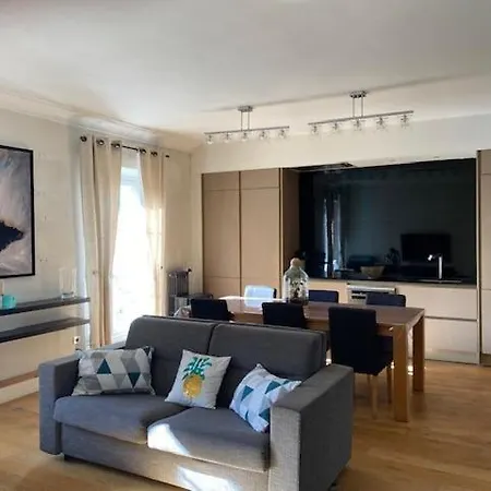 Pavillon Geneve カンヌ