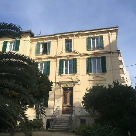 Pavillon Geneve カンヌ